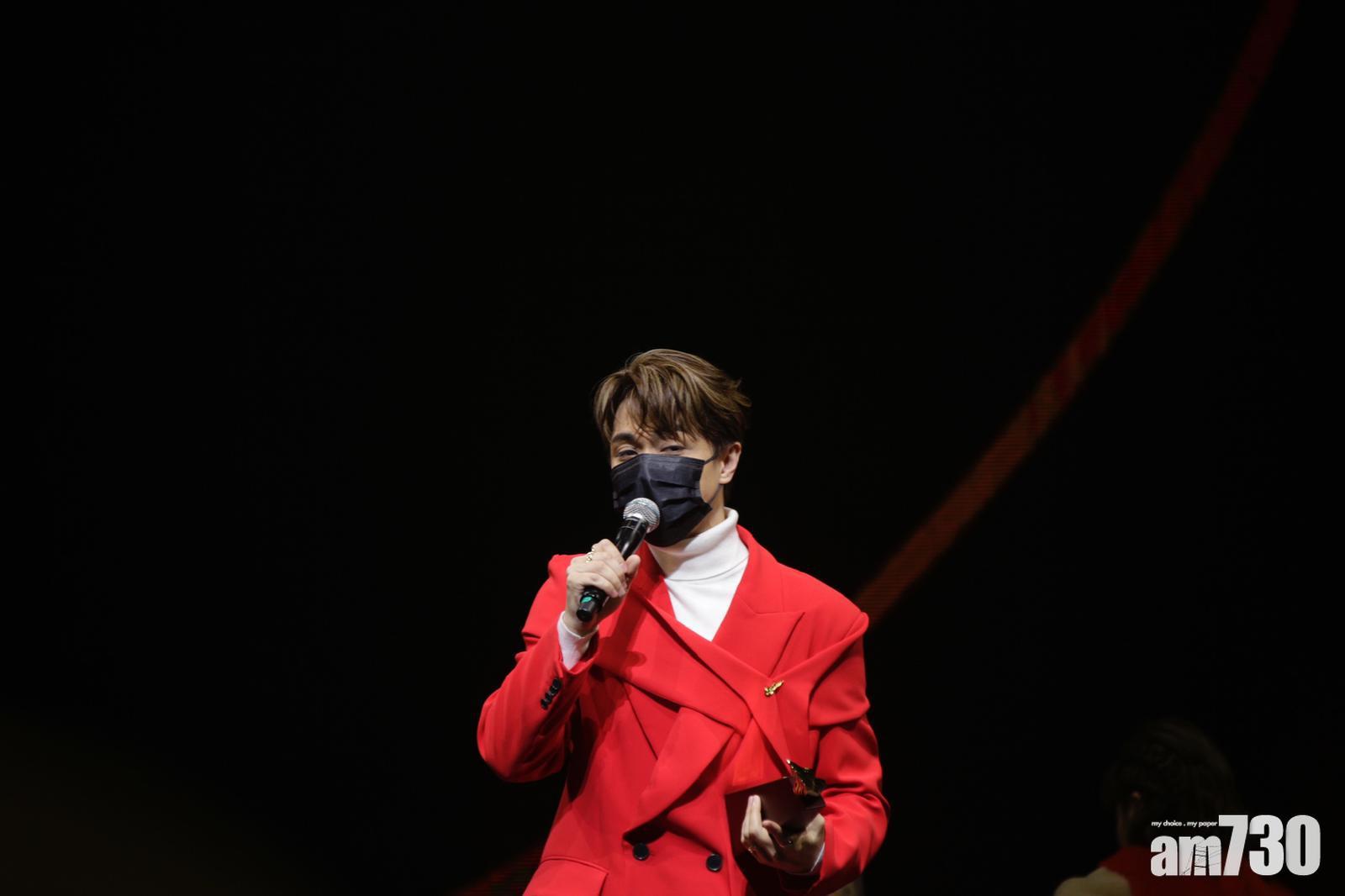 叱咤2021｜張敬軒首奪至尊唱片大獎︰鄭重多謝香港朋友