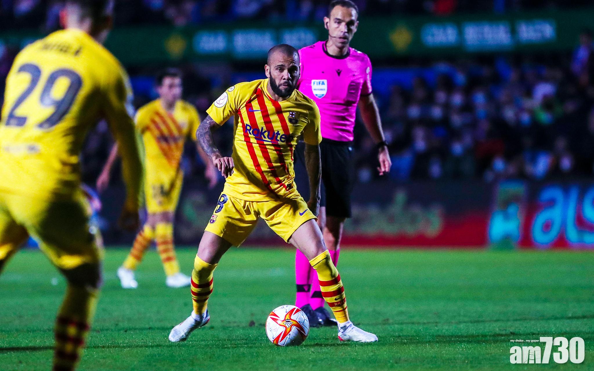 國王盃︱38歲艾維斯回歸　助巴塞反勝丙組隊