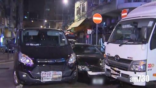 警方3車品字型截停可疑私家車  制服3漢檢牛肉刀