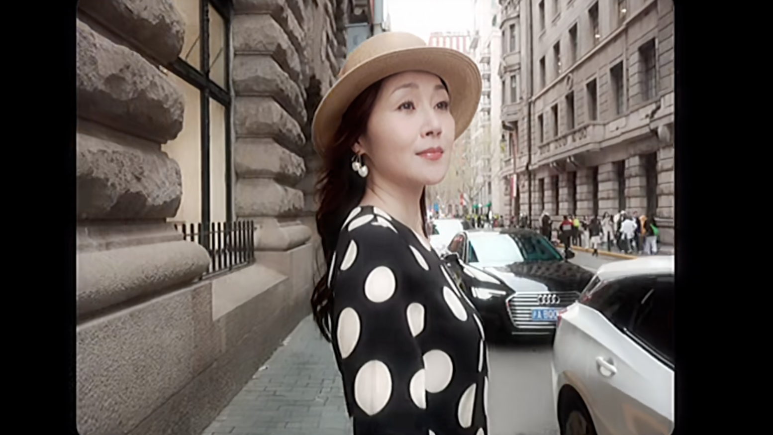 萬綺雯晒美腿宣布殺入小紅書　一日吸逾2萬fans超厲害