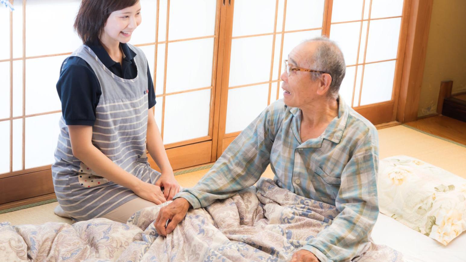 66歲病癒翁與妻行房用力過猛，當場暈倒送院不治。