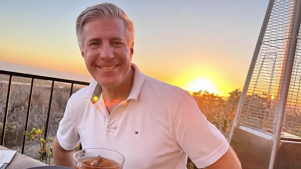 夏威夷山火｜航空公司人手短缺 見義勇為休班機師揸飛機助330人逃生(有片)