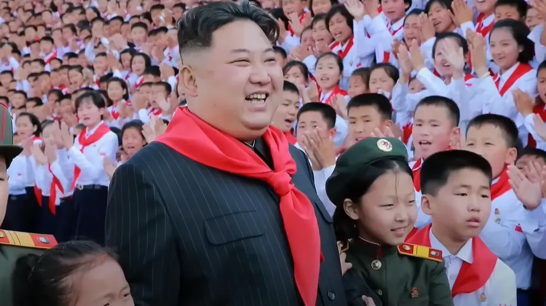 《友善的父親》違南韓國安法成禁歌 網民：應該讓更多人欣賞這個笑話