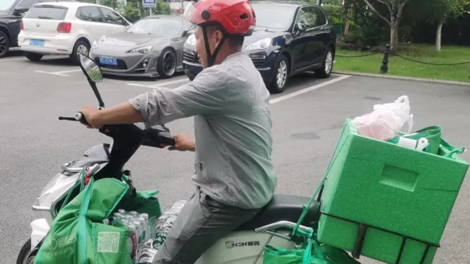 內媒列12款「外賣員不敢吃食物」名單　黃燜雞/炸雞/麻辣燙/烤肉全上榜