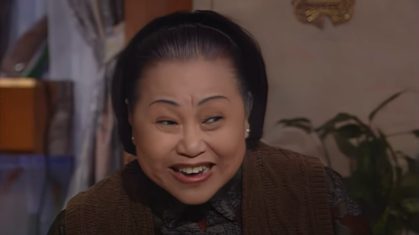 譚倩紅93歲精神奕奕現身飯局　《真情》演容姨成名　去年暈低後裝心臟起搏器