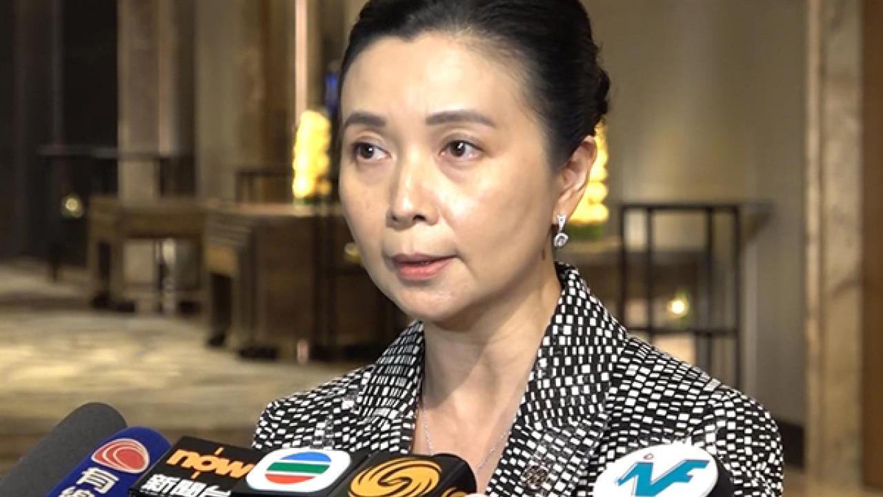 謝邱安儀：增加內地旅客免稅額措施對零售業非常重要