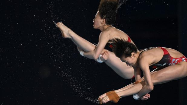 全紅嬋和陳芋汐將爭奪女子雙人10米跳台金牌。（法新社資料圖片）