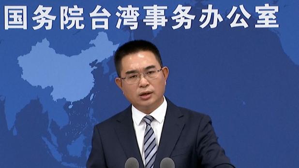 陳斌華強調面對共同風險挑戰，兩岸中國人應攜手維護發展權利和民族尊嚴。（央視截圖）