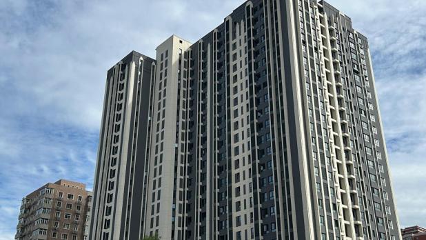 當局強調要扎實推進保交樓工作，採取有力有效措施，盡快推動房地產市場止跌回穩。（港台圖片）