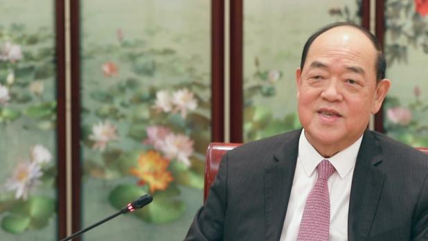 賀一誠說，澳門在半年完成一個可容納約5萬至8萬人的戶外演出場地，計劃本月底有首場預演。