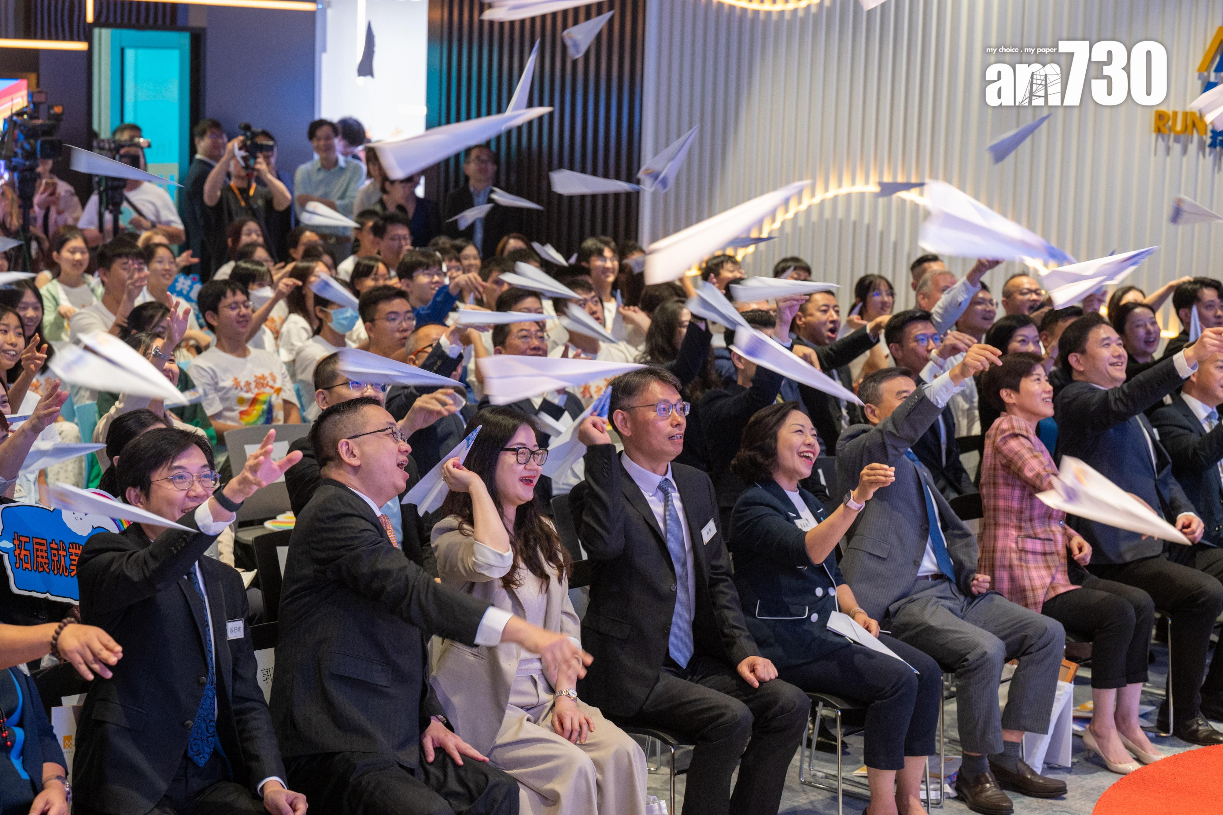 「青雲啟夢」職業體驗活動 助400名中學生探索目標 (陳奕釗攝)