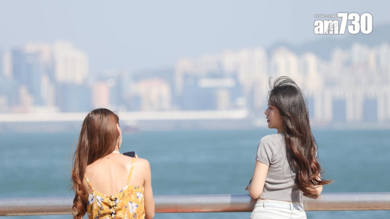 「銀杏」進入港800公里範圍，中午至下午3時發出一號風球。(資料圖片)