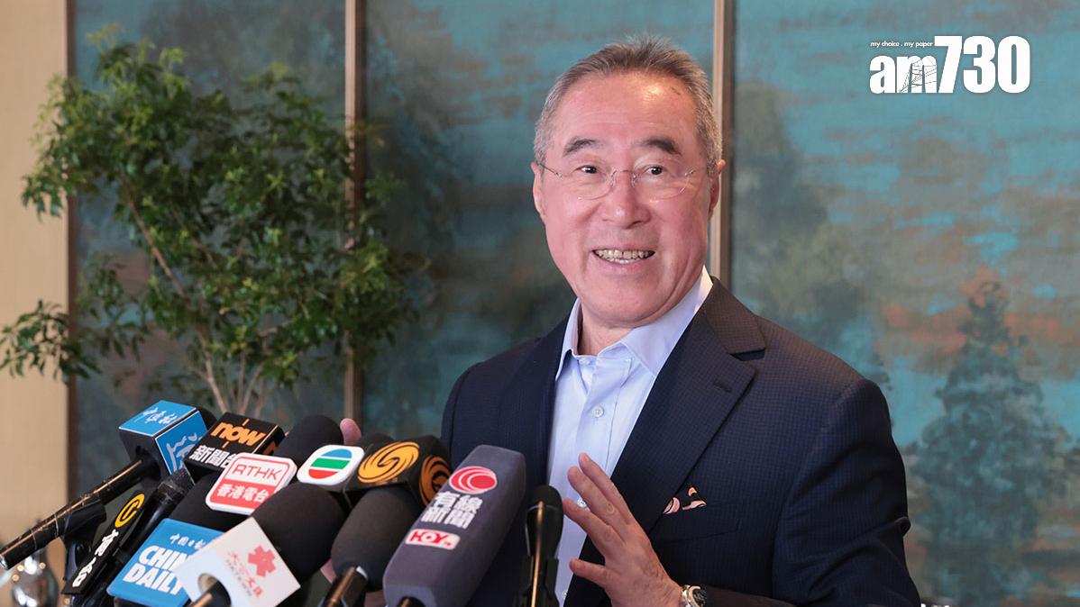 唐英年認為，《財政預算案》預測3年扭轉財赤是現實的估算。(中通社)