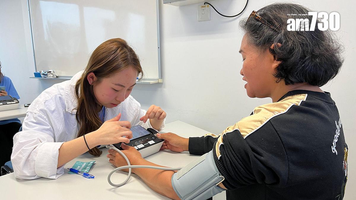 港大醫學院在校園為外傭舉辦大型免費健康檢查活動。(陳詠琳攝)