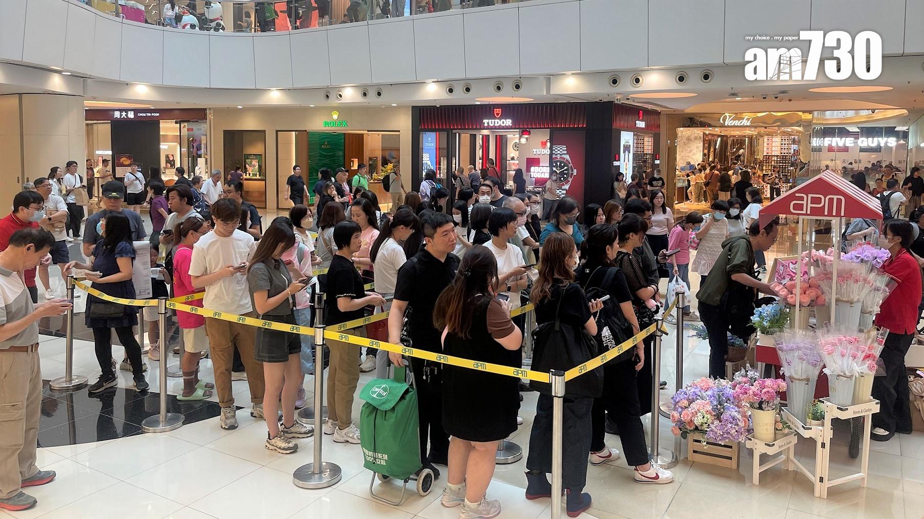 新地旗下商場節日消費生意額及人流升雙位百分比 母親節慶祝食肆最旺場