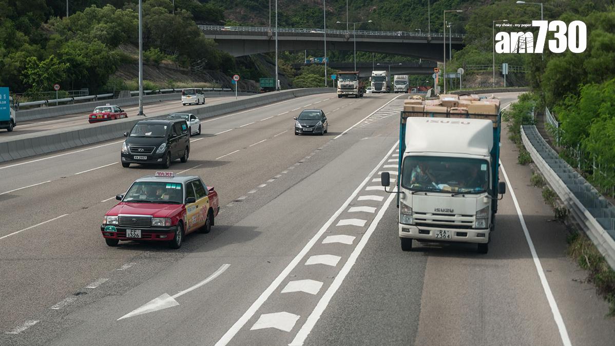 屯門公路不穩的交通情況，影響每一個搭巴士出城的打工仔。(資料圖片)