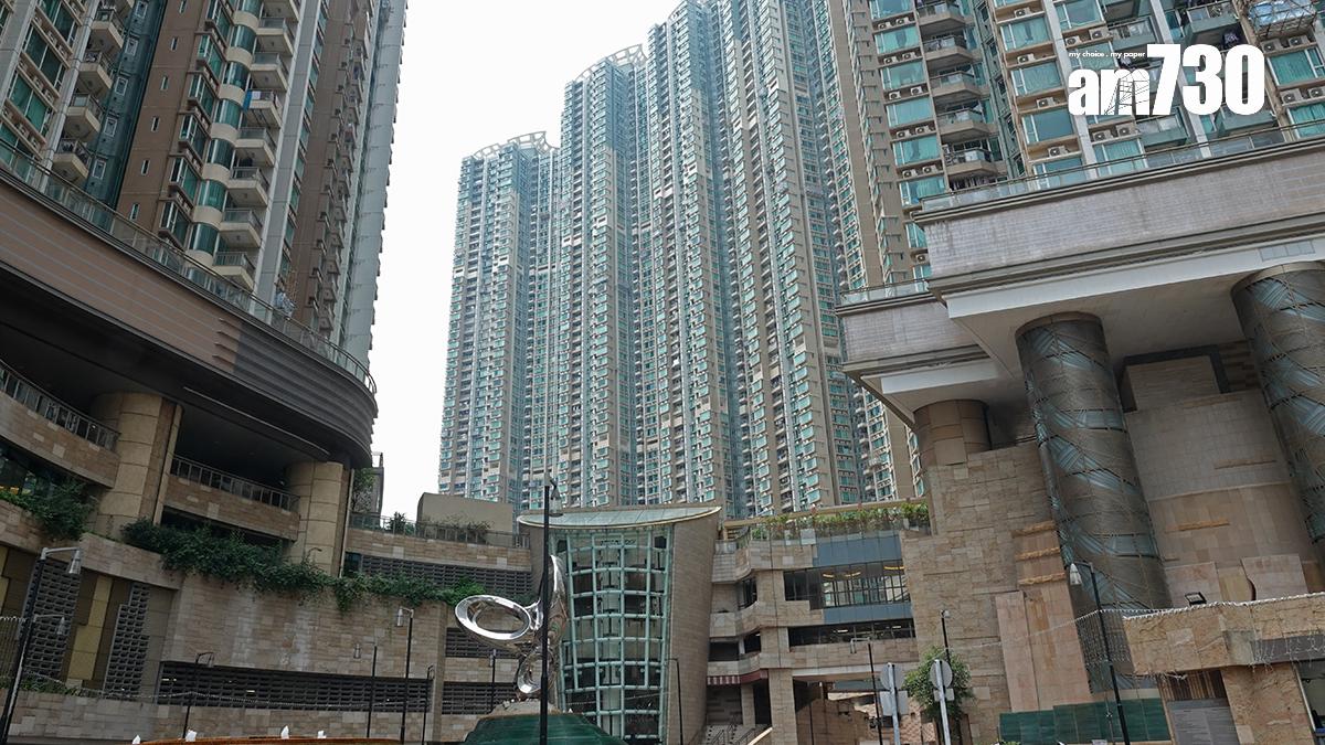 將軍澳有屋苑擬引入10部「禮賓機器人」和削減約四成保安崗位，預期每年可節省103萬元成本。(資料圖片)