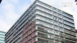 尖東港晶中心中層寫字樓放售 意向價1200萬｜商廈市況