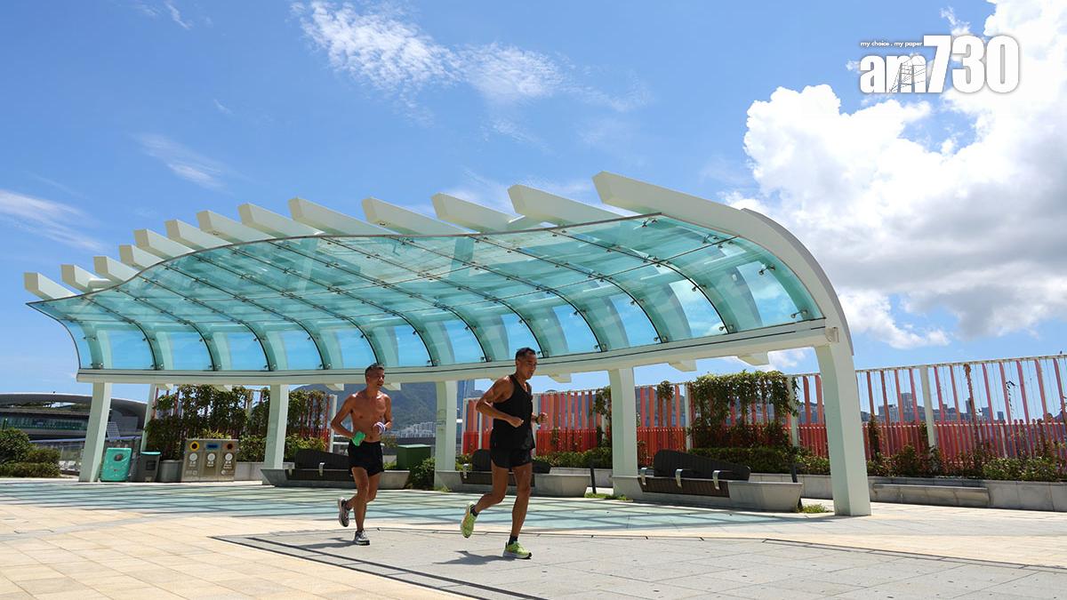 本港天氣持續酷熱。(資料圖片／林俊源攝)