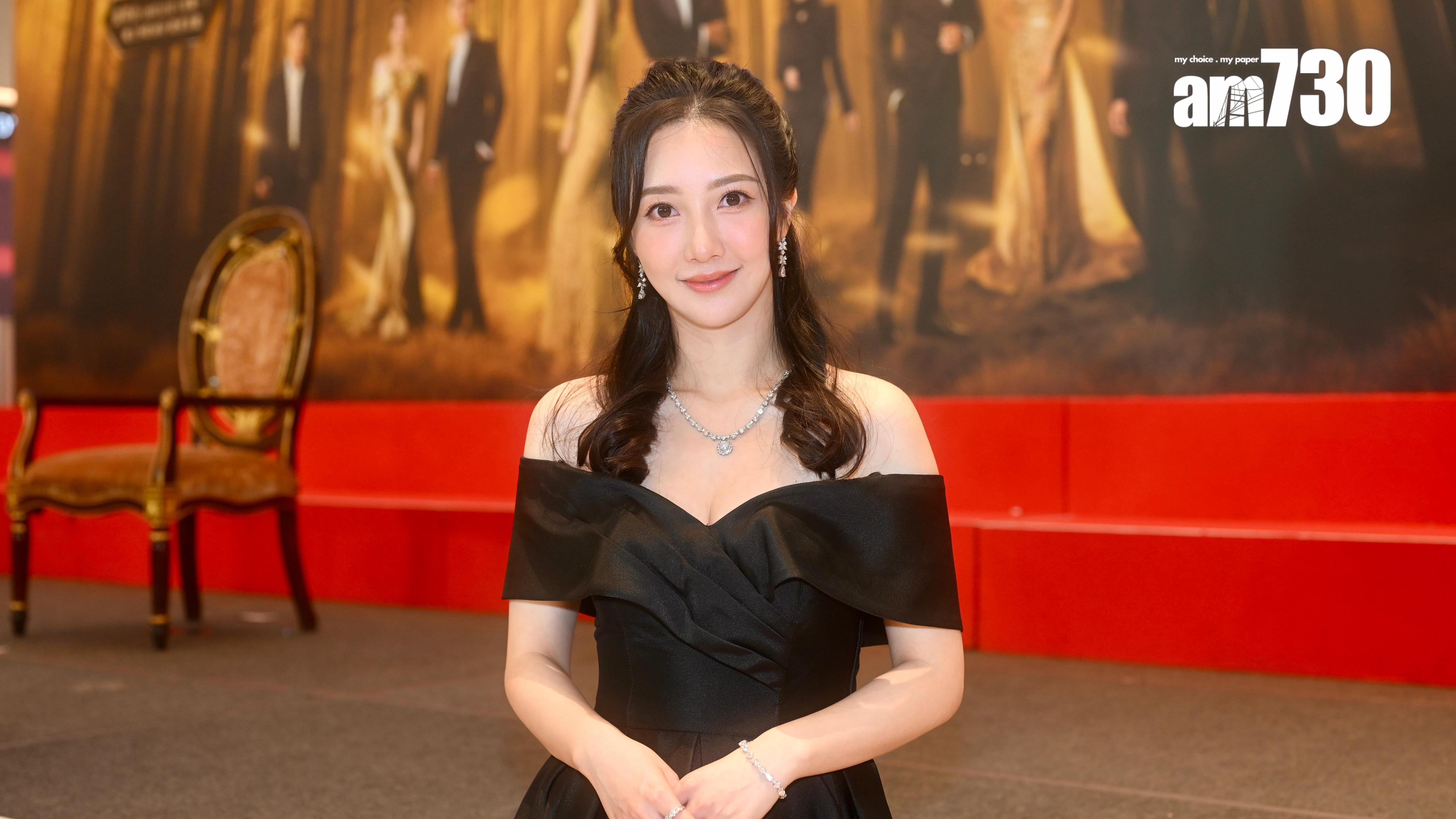 金式森林｜何依婷性感演出睇到嘩嘩聲 爆老公嫌小兒科