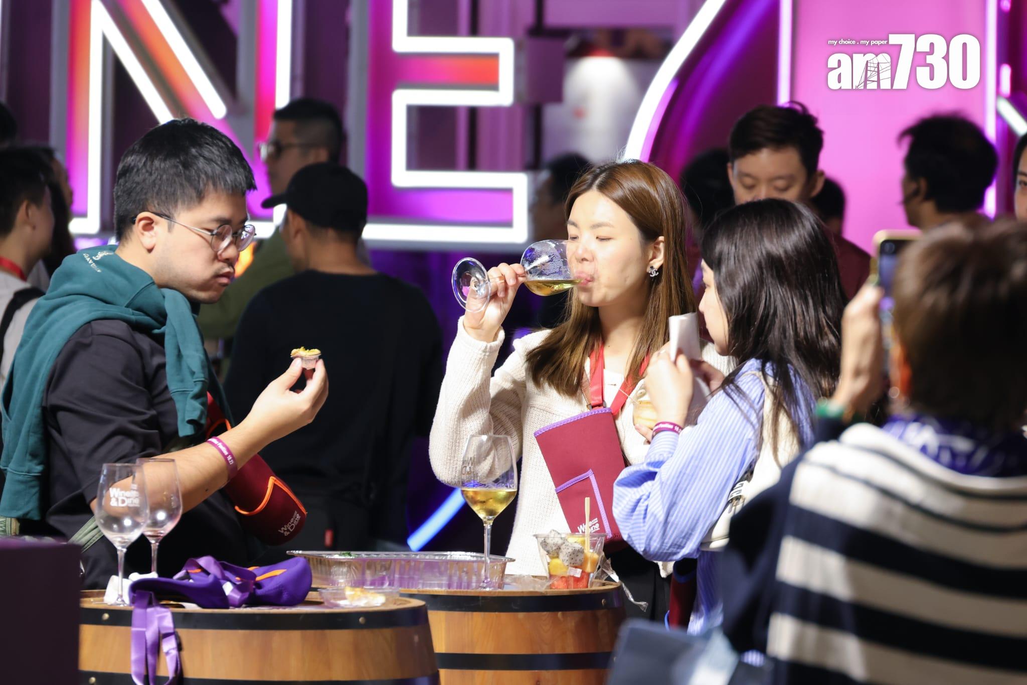 美酒佳餚巡禮一連四日中環海濱開鑼 (吳康琦攝)