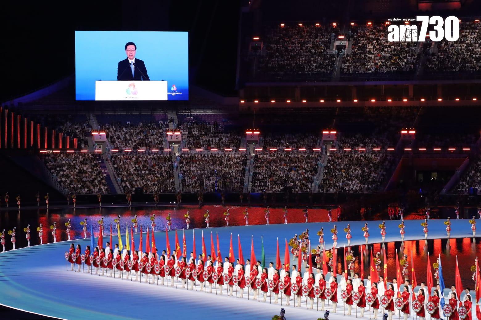 李家超表示，感謝中央信任，會全力辦好賽事。(鍾式明攝)